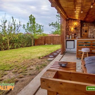 Stellplatz Zastávka - Glamping Raková u Konice